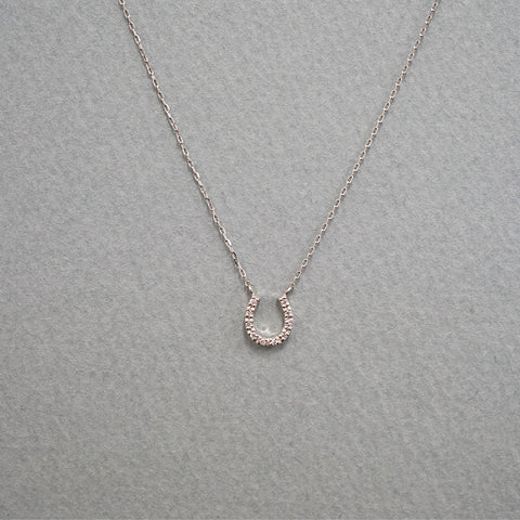PT900 0.04ct ダイヤモンドホースシューネックレス